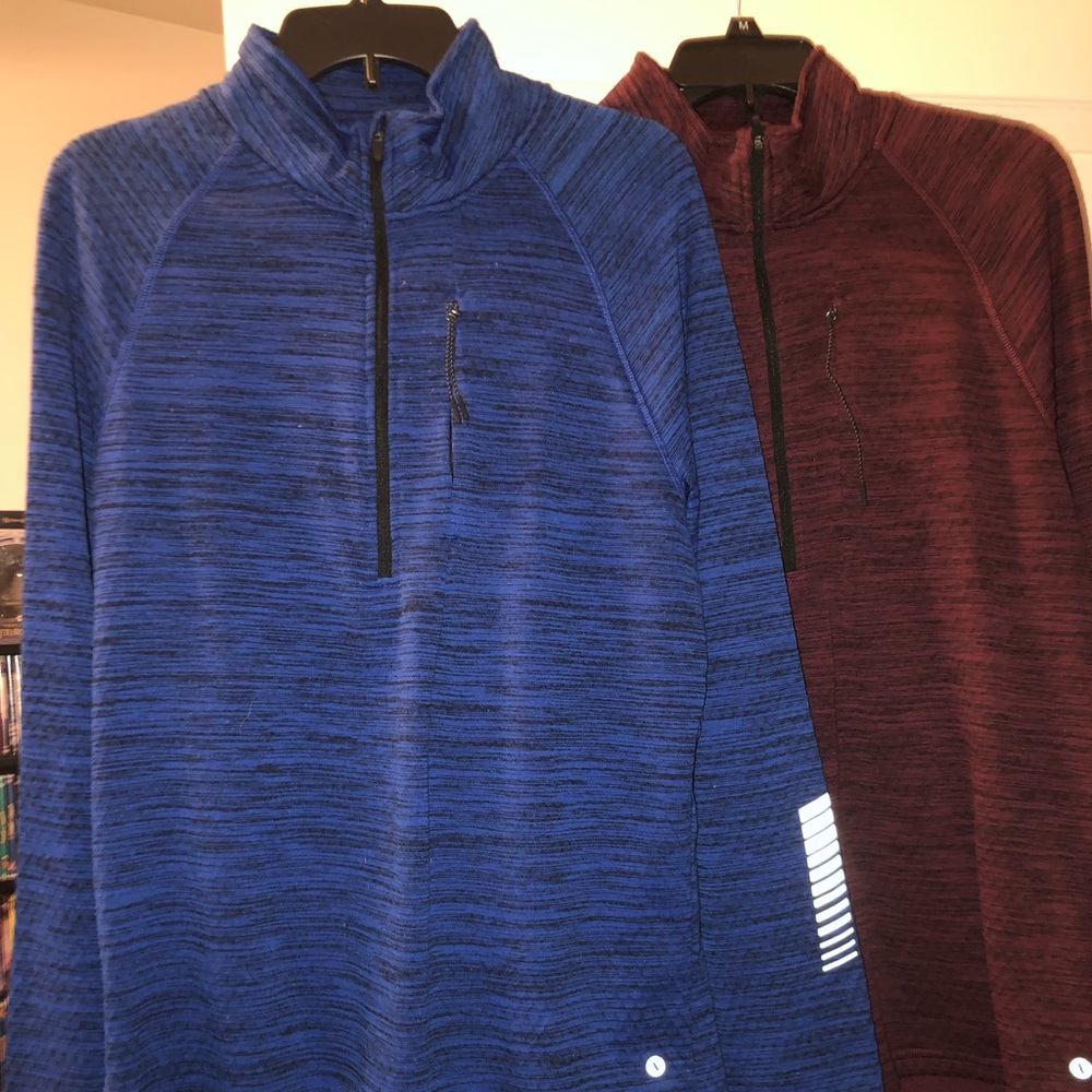 2 men’s Xersion tops.